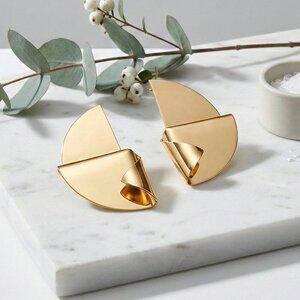 Geometric Gold Plated Statement Earrings - Bold & Modern Fashion Design ✨